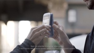 Samsung Burns Apple Prior to iPhone 5 Release Hysteria